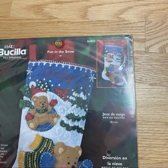Vintage Bucilla Felt Stocking Kit Craft Fun in the Snow Christmas NEW 84953 - Picture 3 of 5